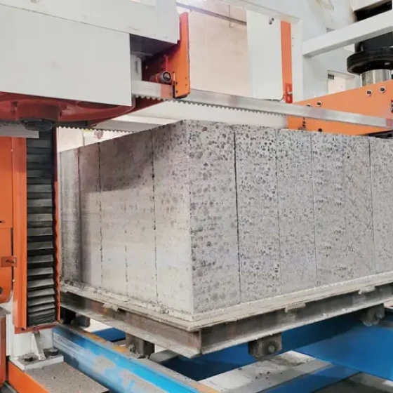 Máquina cortadora de bloques de cerámica