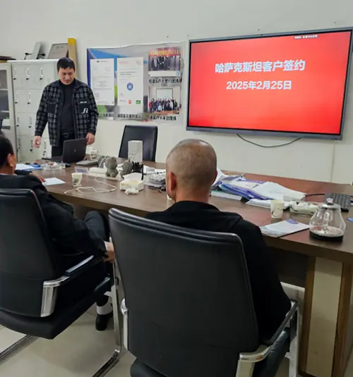 Proyecto de modernización de la línea de producción automatizada de bloques para un cliente de Kazajstán
